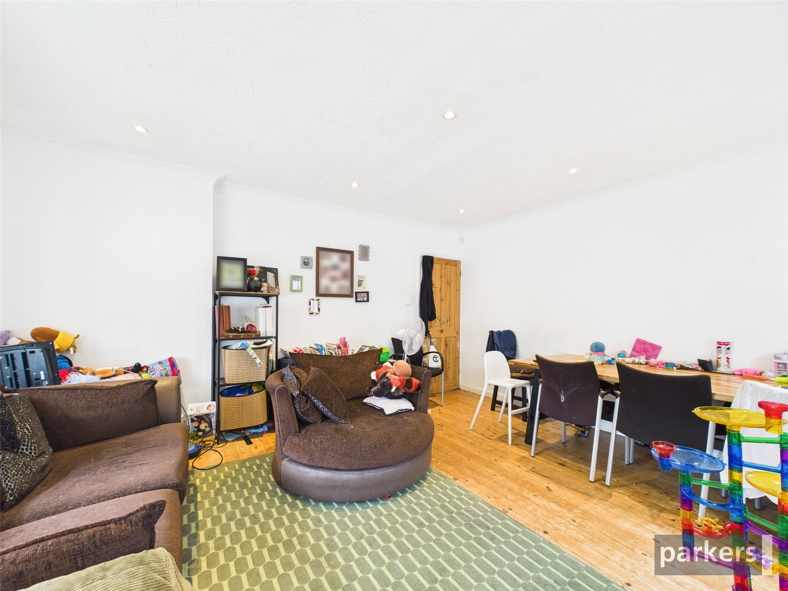 3 bedroom Bungalow for sale in Earley, Reading, Berkshire