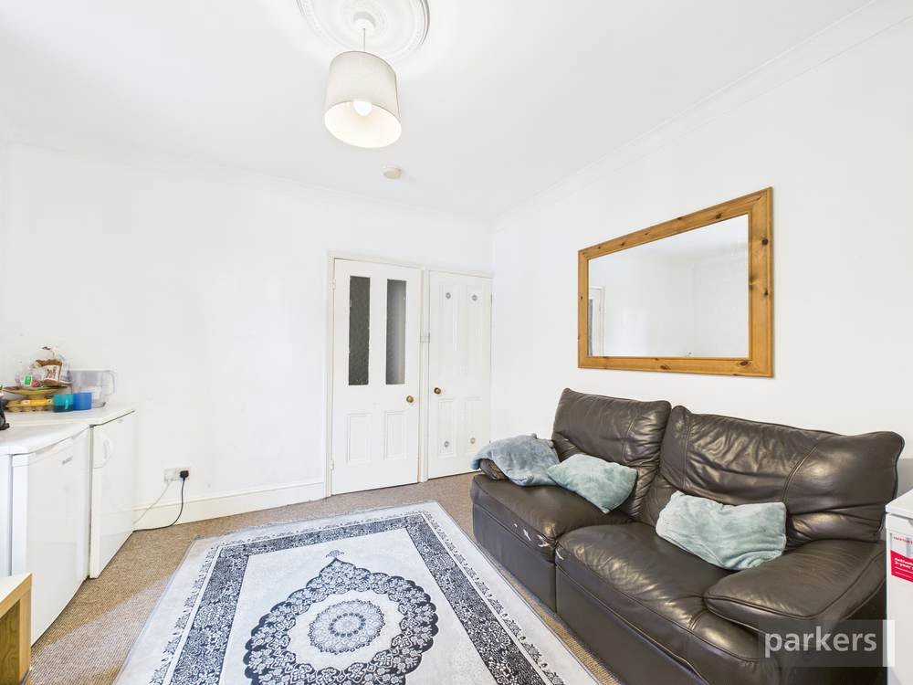 4 bedroom House for sale in Reading, Berkshire