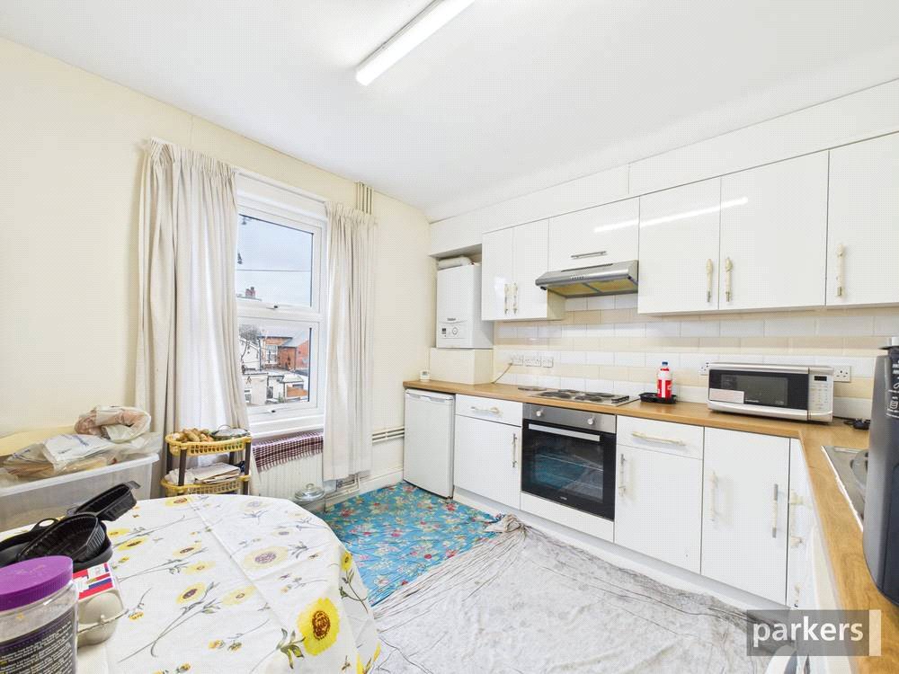 4 bedroom House for sale in Reading, Berkshire