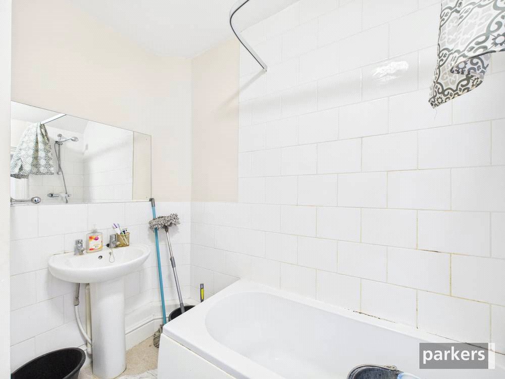 4 bedroom House for sale in Reading, Berkshire