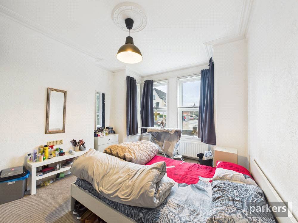 4 bedroom House for sale in Reading, Berkshire