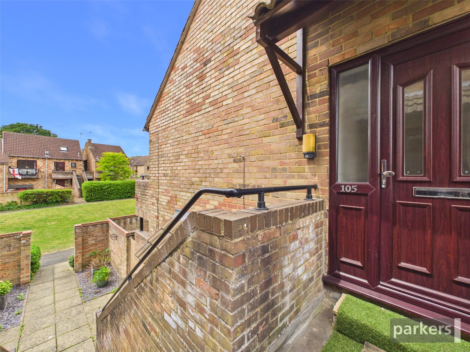 1 bedroom Flat for sale in Lower Earley, Reading, Berkshire