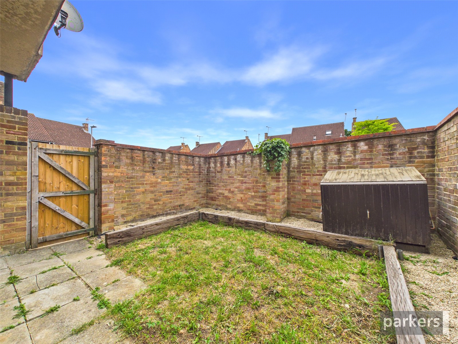 1 bedroom Flat for sale in Lower Earley, Reading, Berkshire