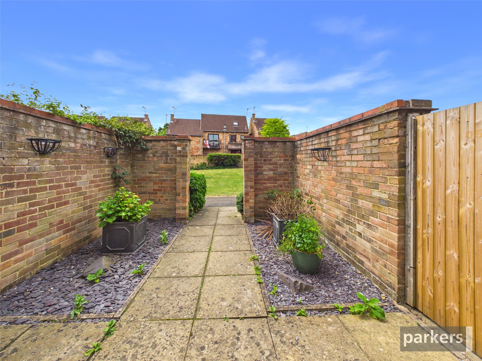 1 bedroom Flat for sale in Lower Earley, Reading, Berkshire