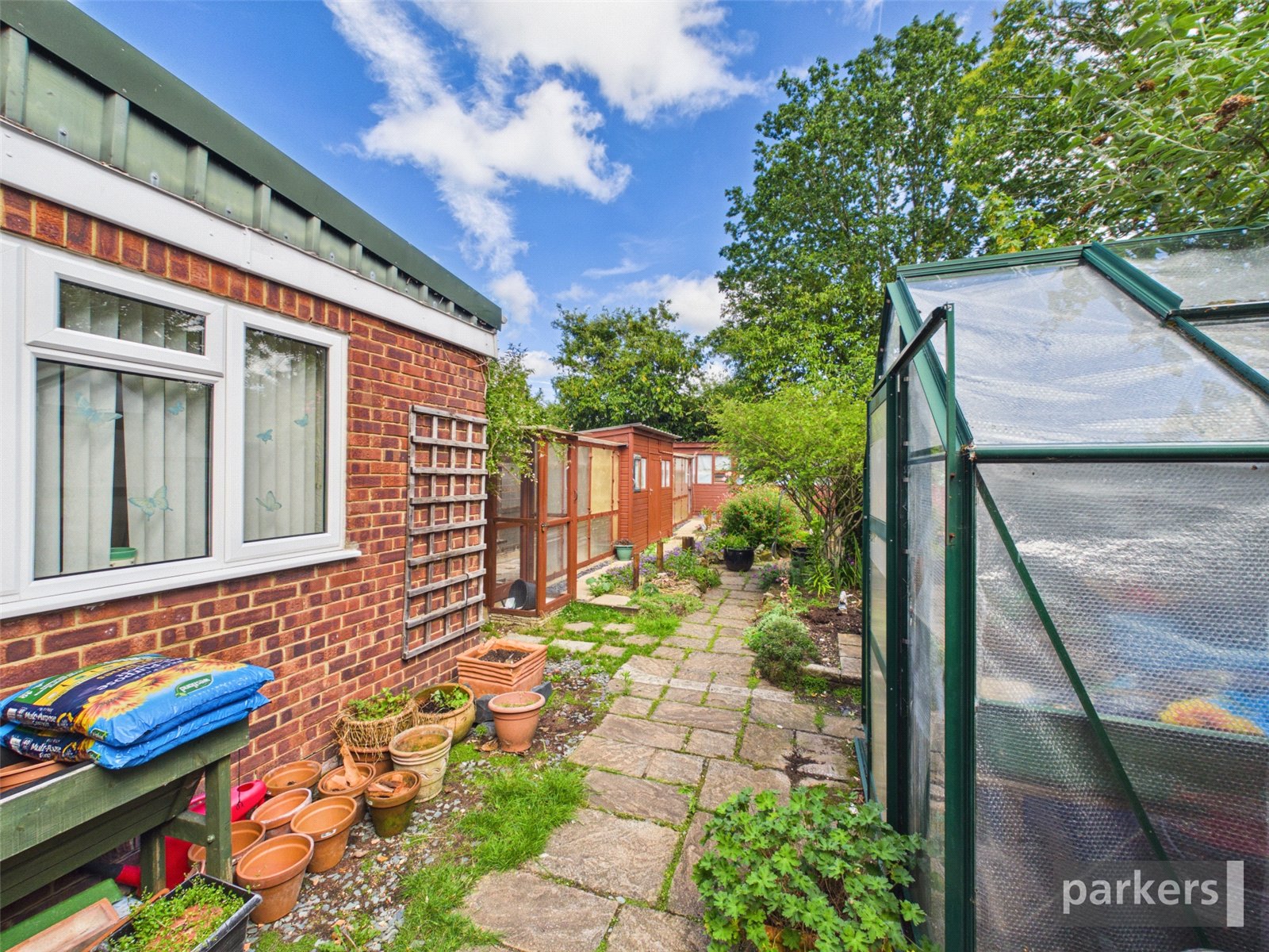 3 bedroom House for sale in Woodley, Reading, Berkshire