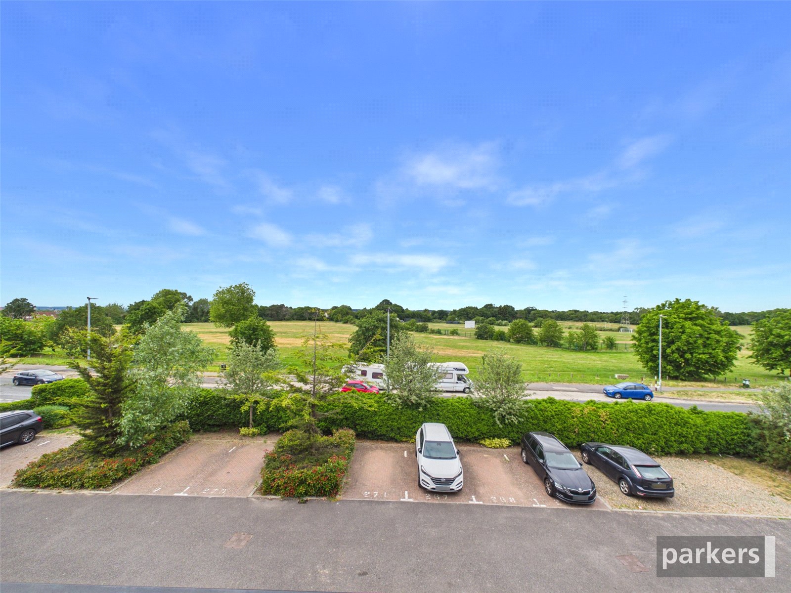 2 bedroom Flat for sale in Earley, Reading, Berkshire