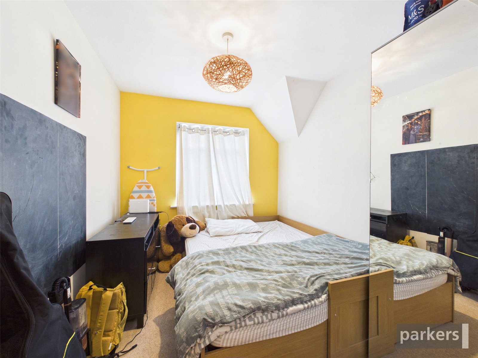 2 bedroom Flat for sale in Earley, Reading, Berkshire