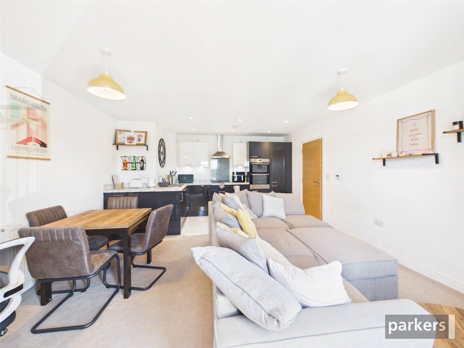 2 bedroom Flat for sale in Earley, Reading, Berkshire