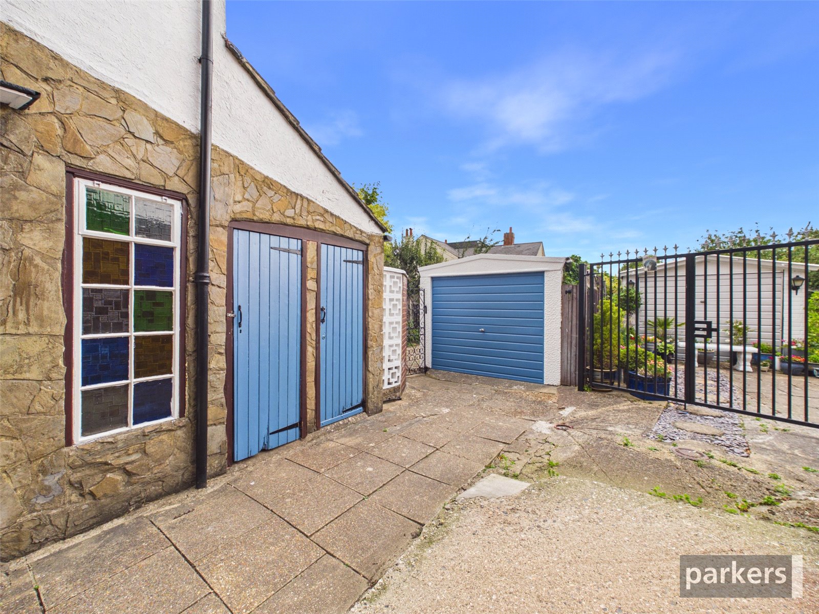4 bedroom House for sale in Reading