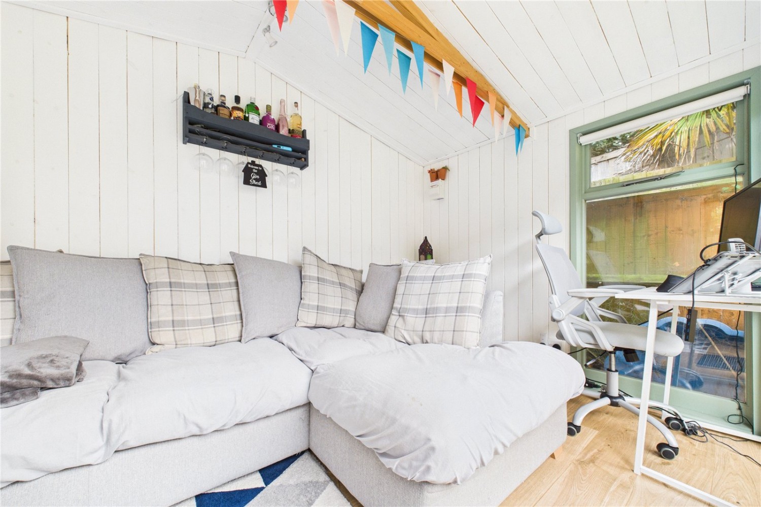 Theale, Reading, Berkshire