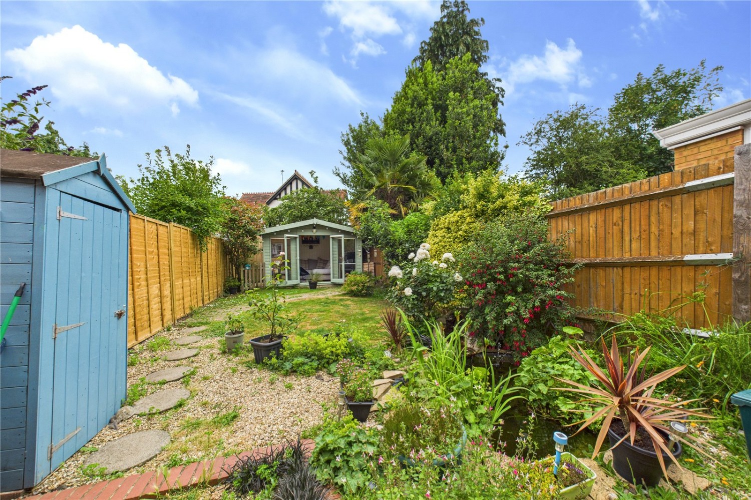 Theale, Reading, Berkshire