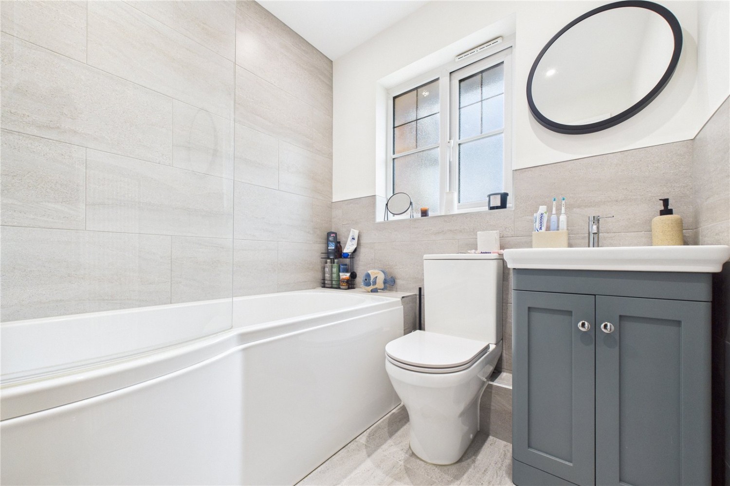 Theale, Reading, Berkshire