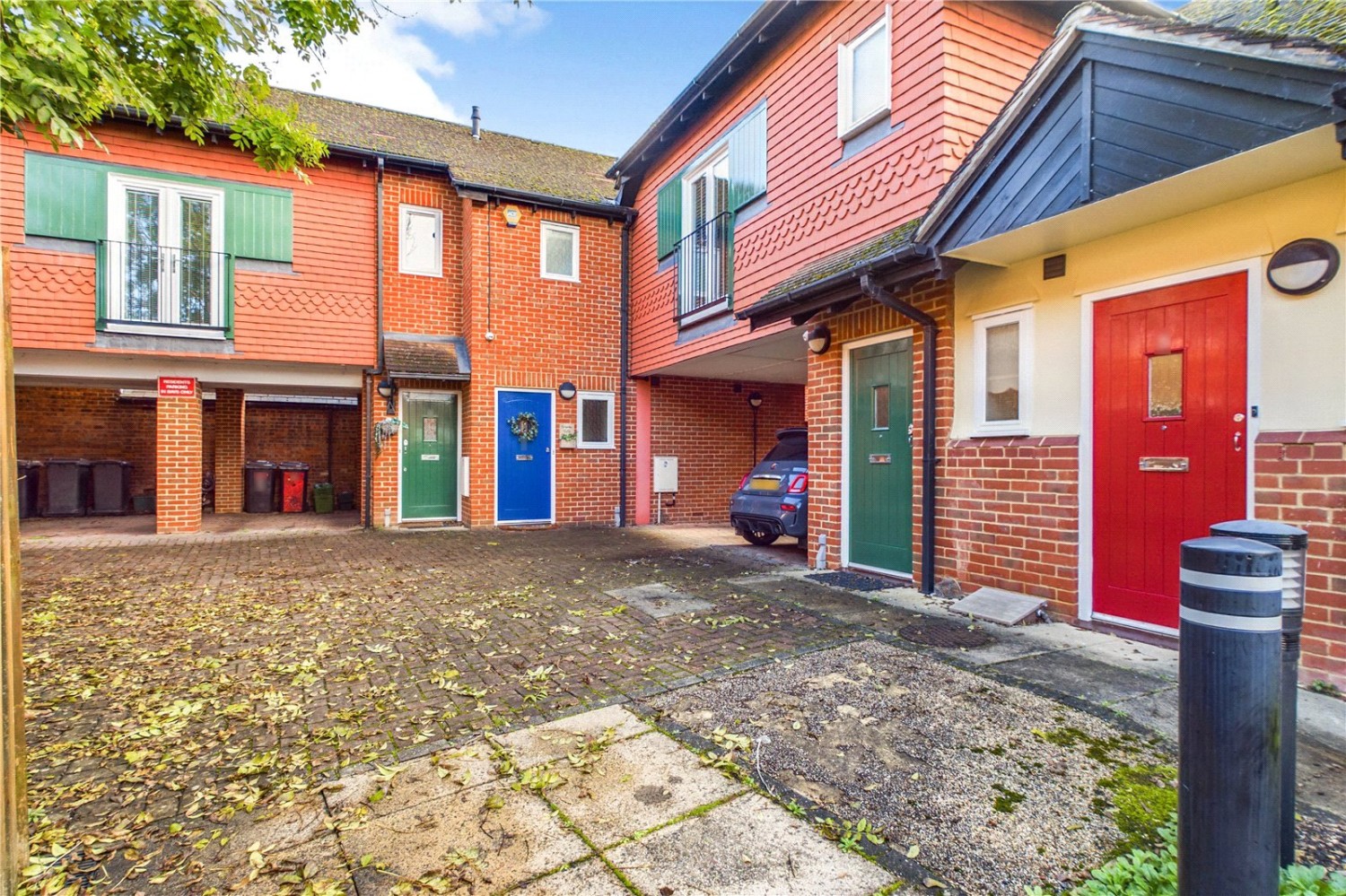High Street, Theale, Reading