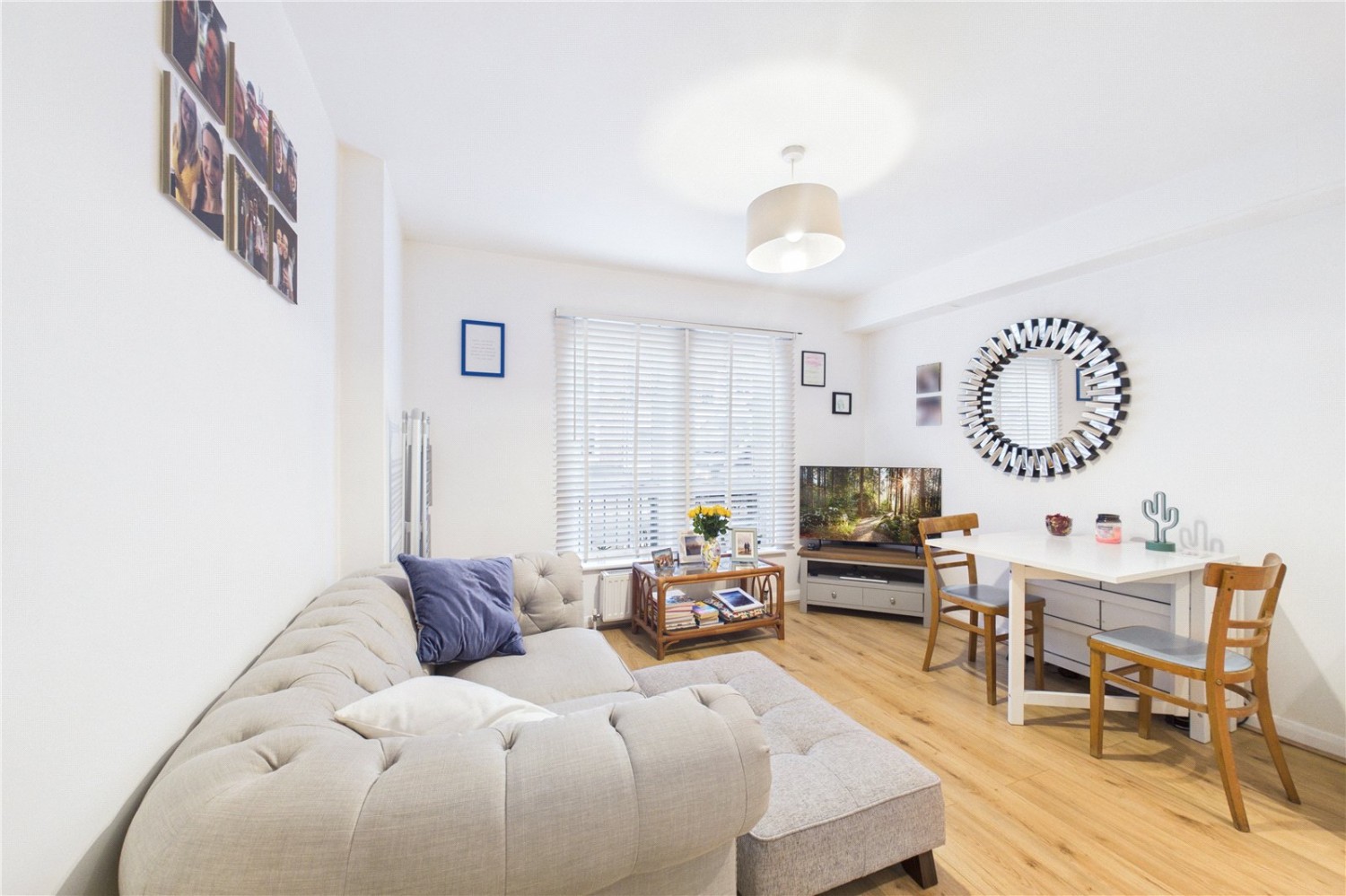 High Street, Theale, Reading