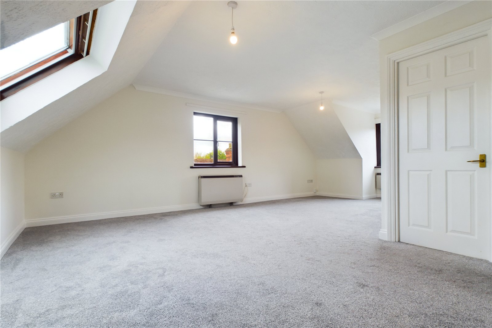 3 bedroom Flat for sale in Station Road, Pangbourne, Reading