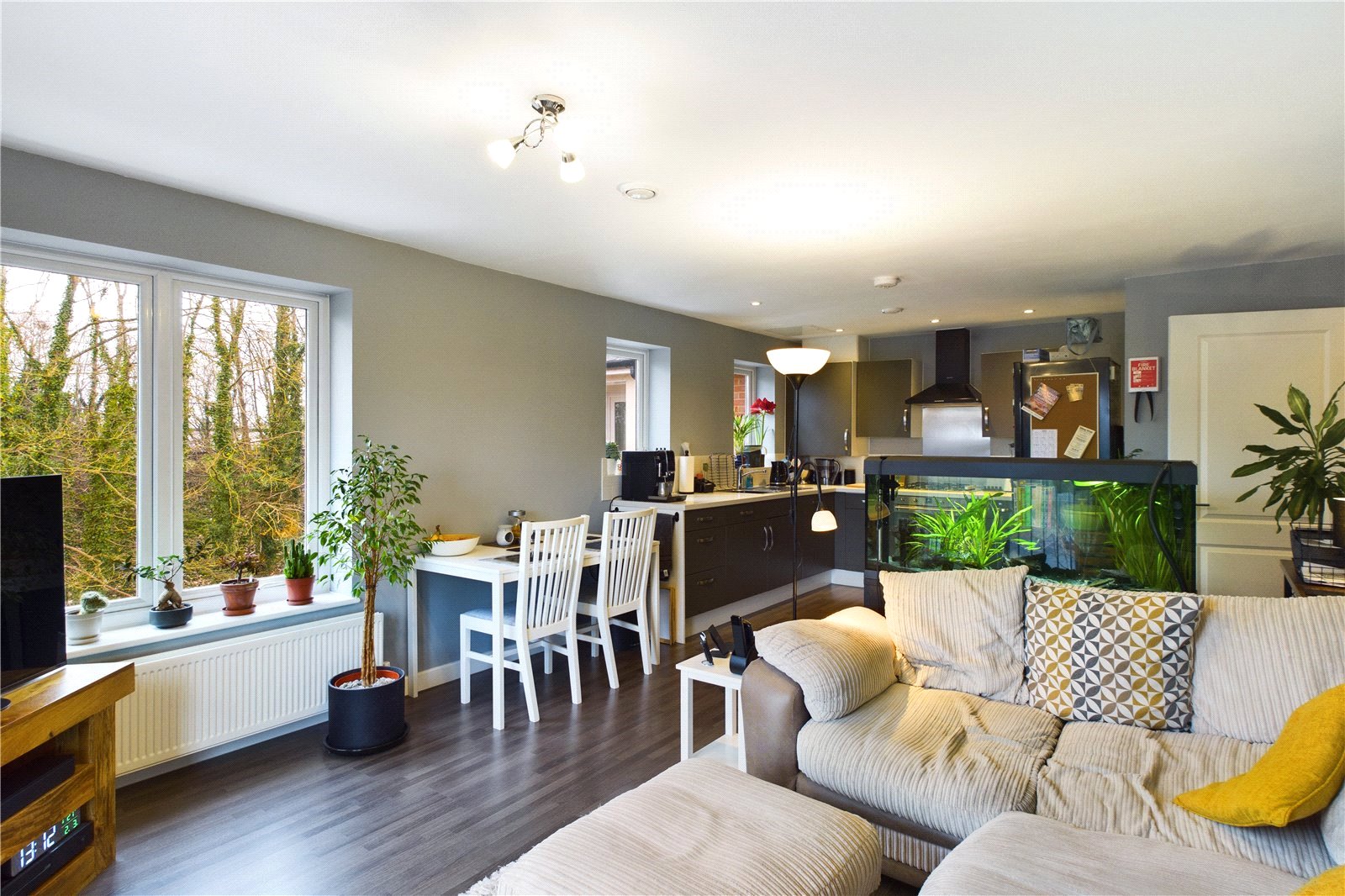 2 bedroom Flat for sale in Theale, Reading, Berks