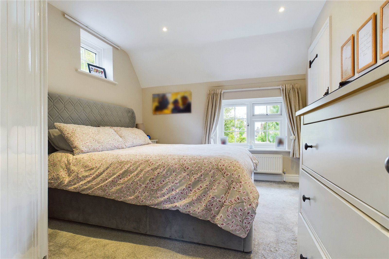 4 bedroom House for sale in Aldermaston, Reading, Berkshire
