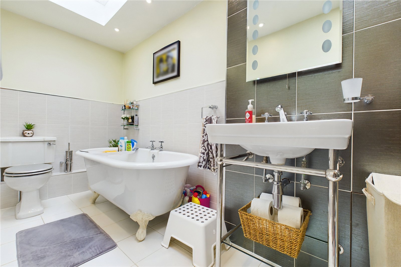 4 bedroom House for sale in Aldermaston, Reading, Berkshire