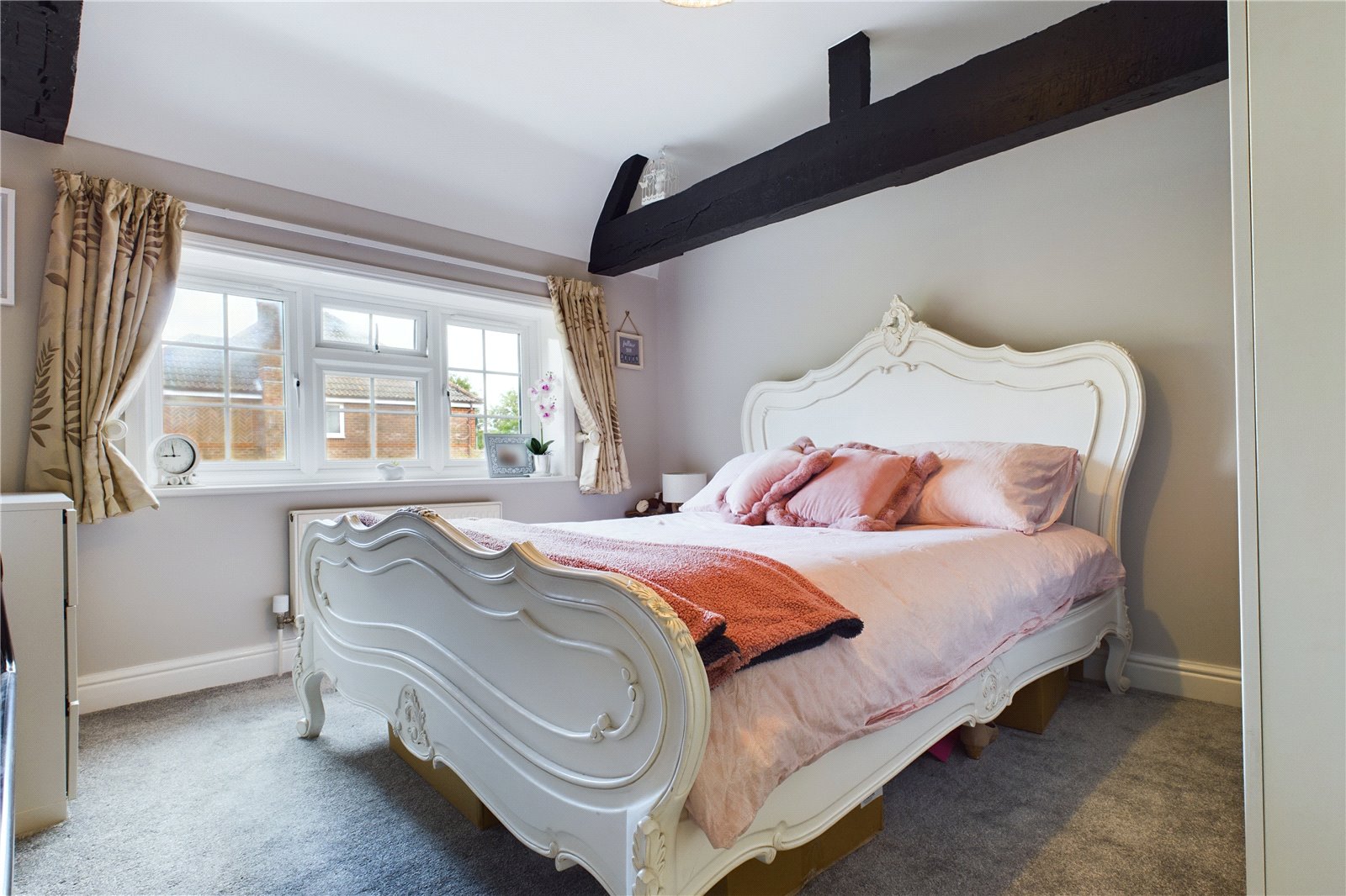 4 bedroom House for sale in Aldermaston, Reading, Berkshire