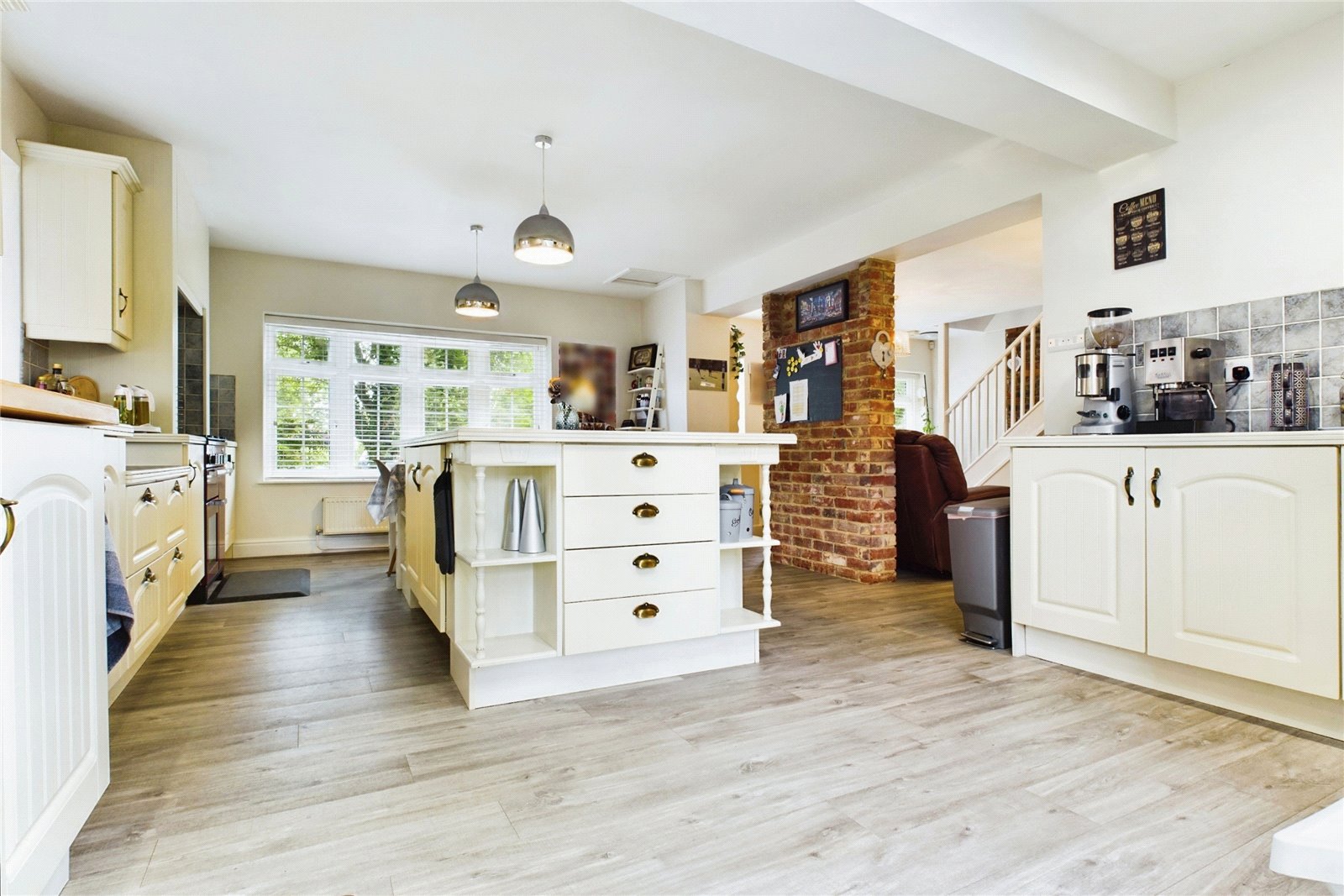 4 bedroom House for sale in Aldermaston, Reading, Berkshire
