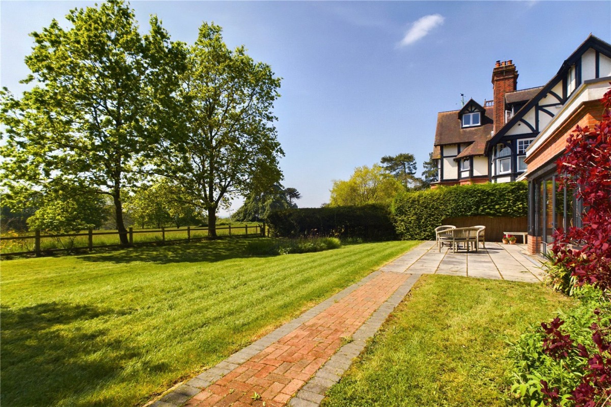 Upper Woolhampton, Reading, Berkshire