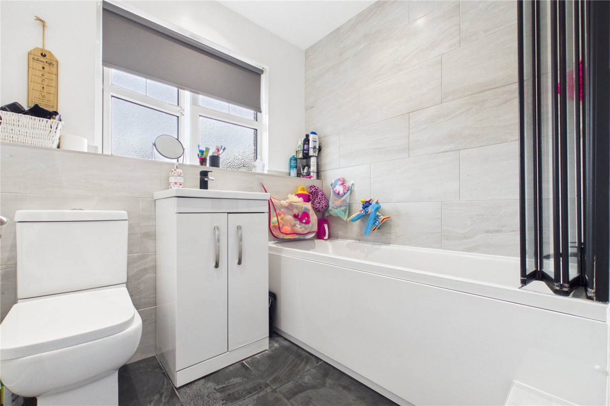 Theale, Reading, Berkshire