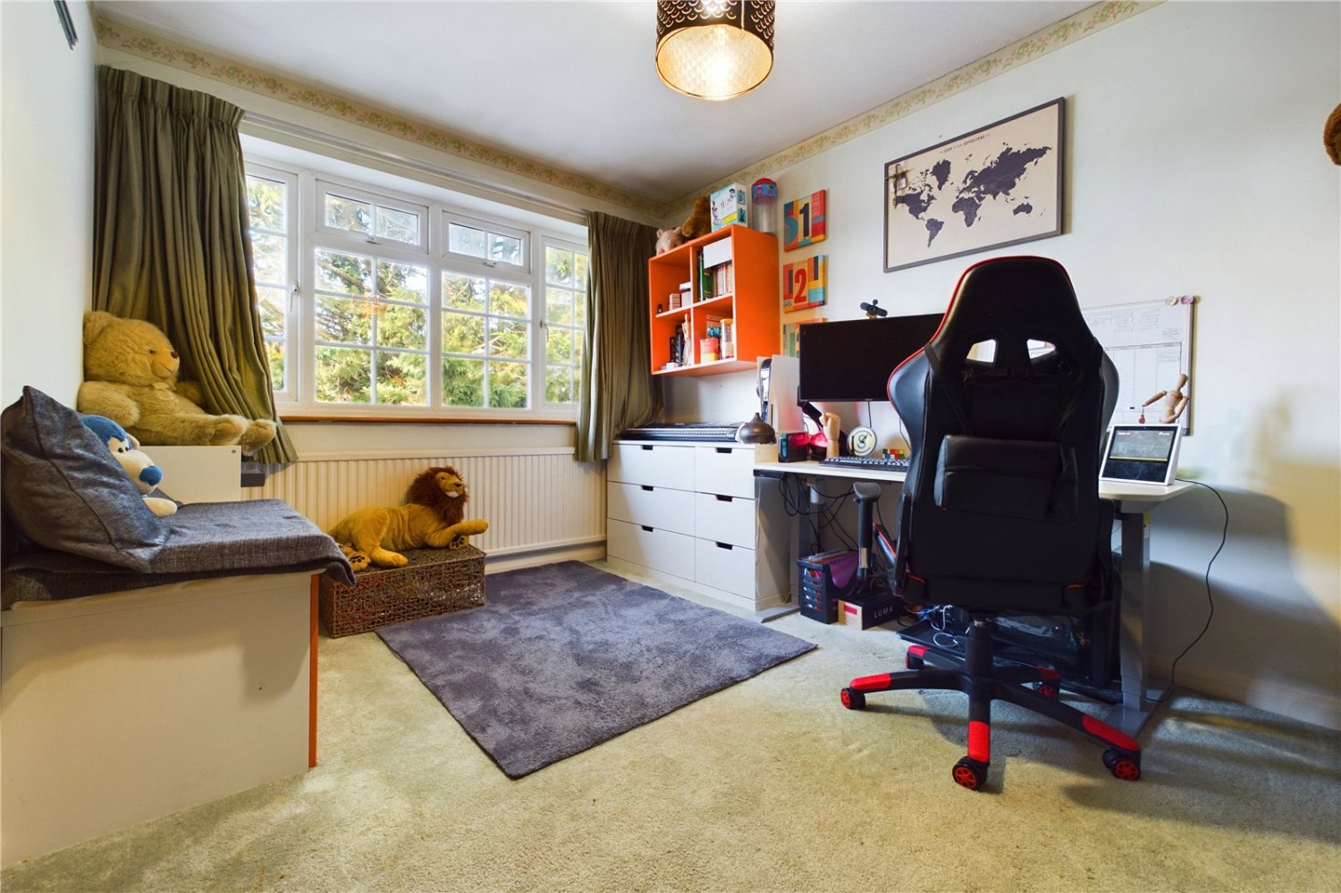 Theale, Reading, Berkshire