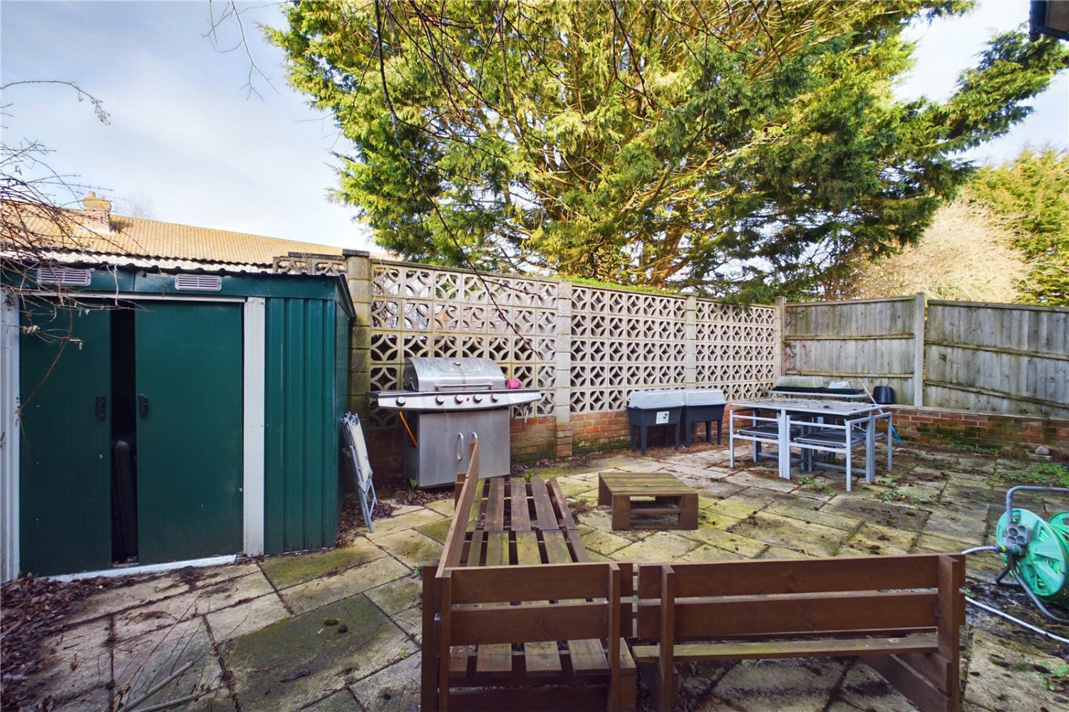 Theale, Reading, Berkshire