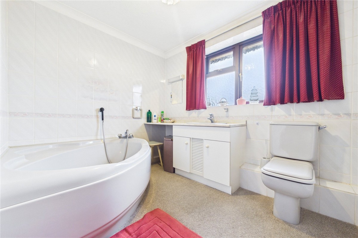 Purley on Thames, Reading, Berkshire