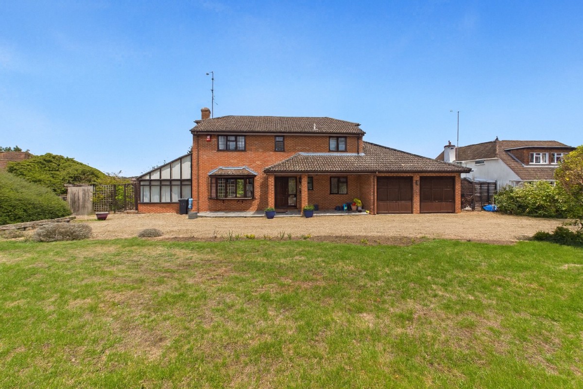 Purley on Thames, Reading, Berkshire