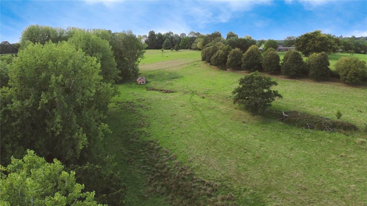 Midgham, Reading, Berkshire