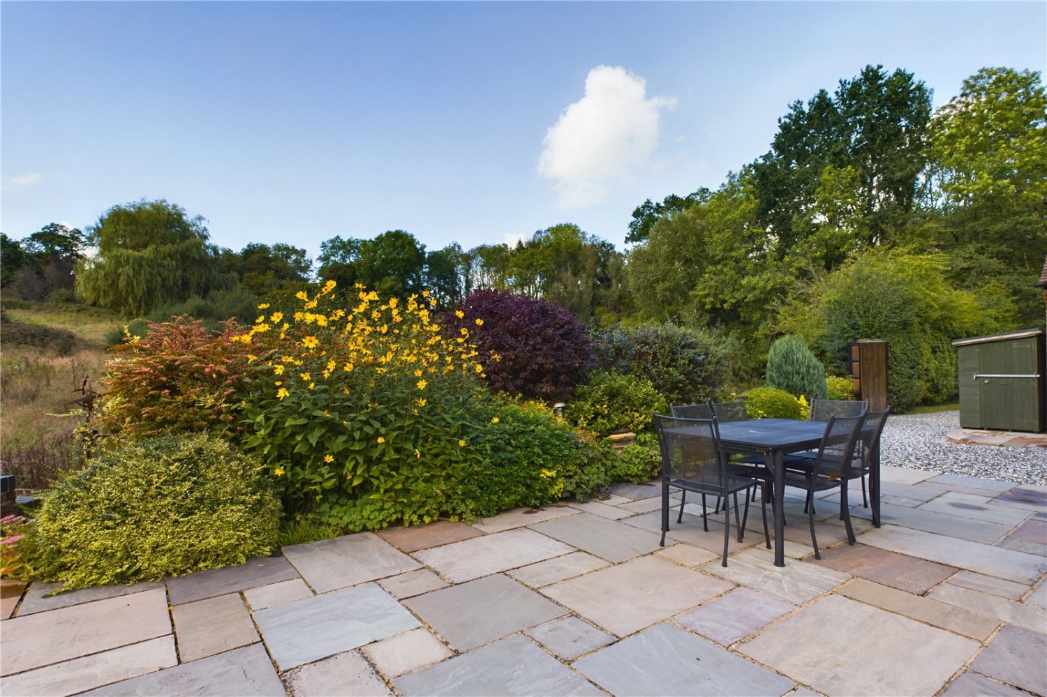 Midgham, Reading, Berkshire