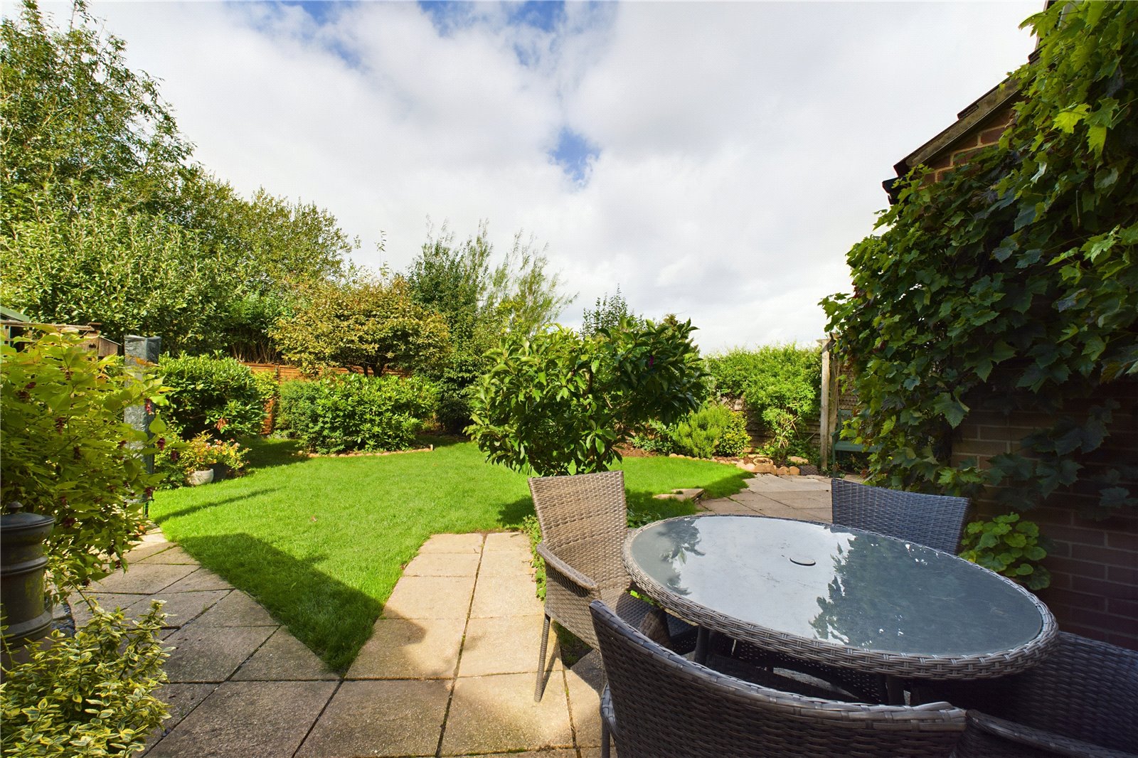 4 bedroom House for sale in Bradfield Southend, Reading, Berkshire