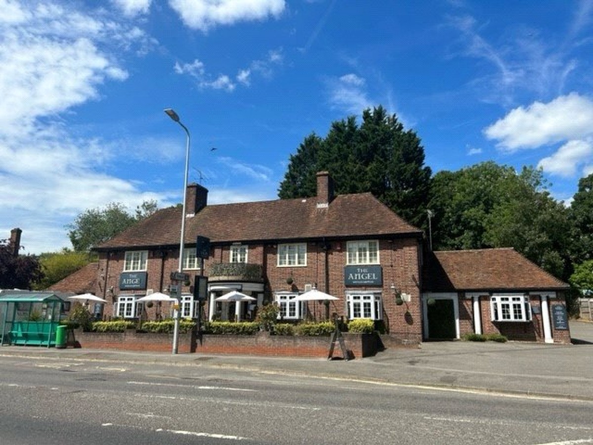 Woolhampton, Reading, Berkshire