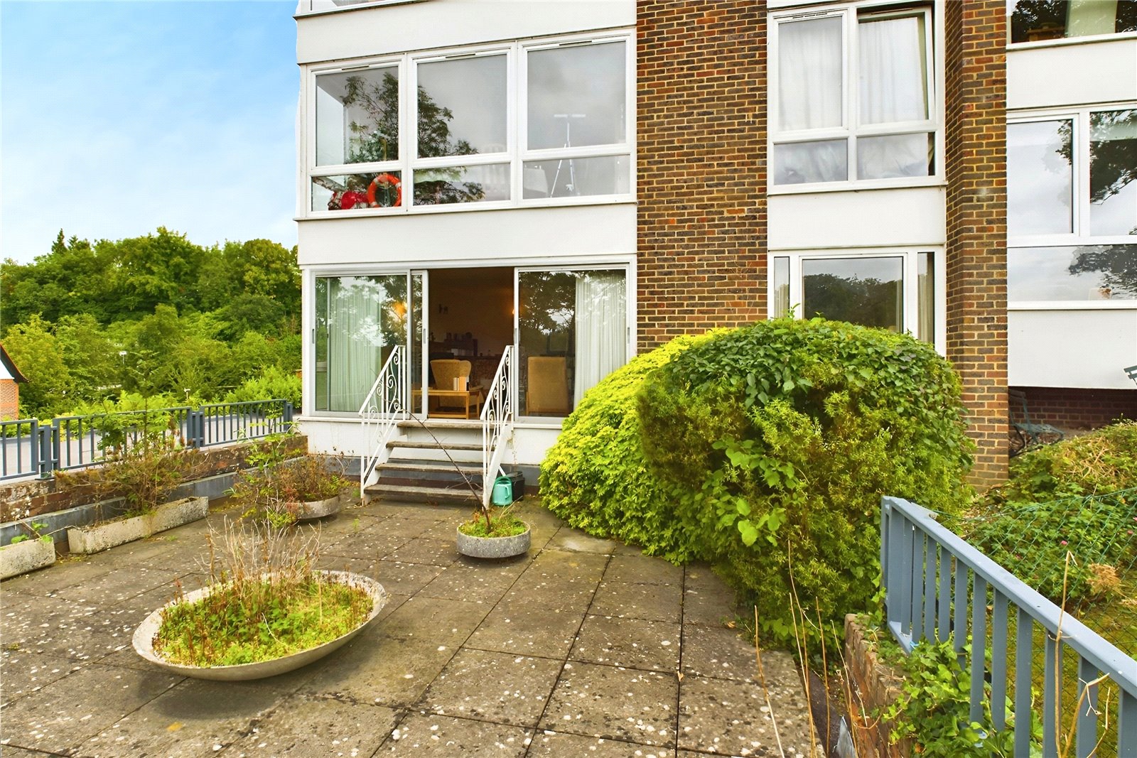 2 bedroom Flat for sale in Pangbourne, Reading, Berkshire