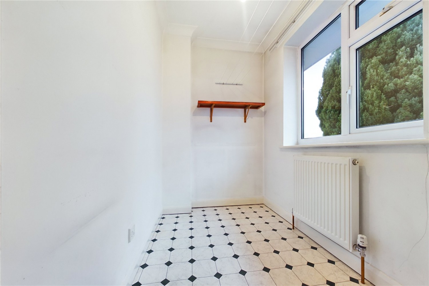 Purley on Thames, Reading, Berkshire