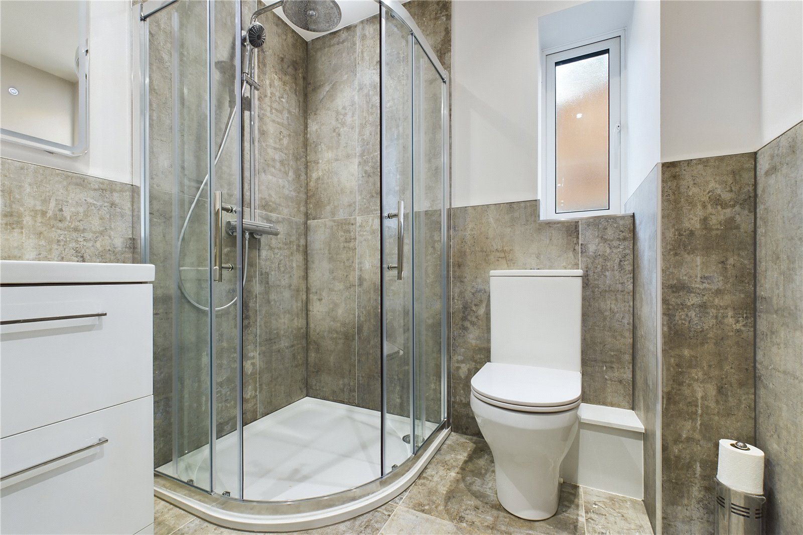 4 bedroom House for sale in Woodcote, Reading, Oxfordshire