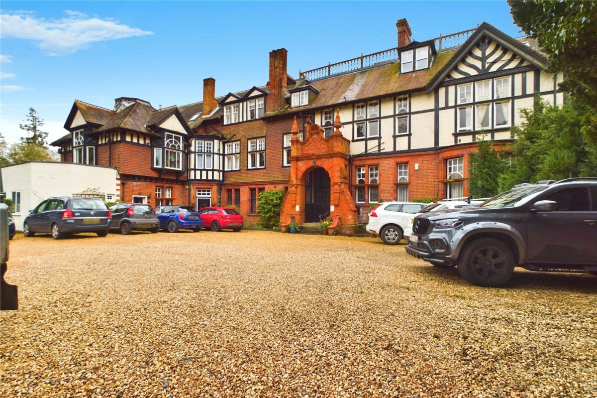 Upper Woolhampton, Reading, Berkshire