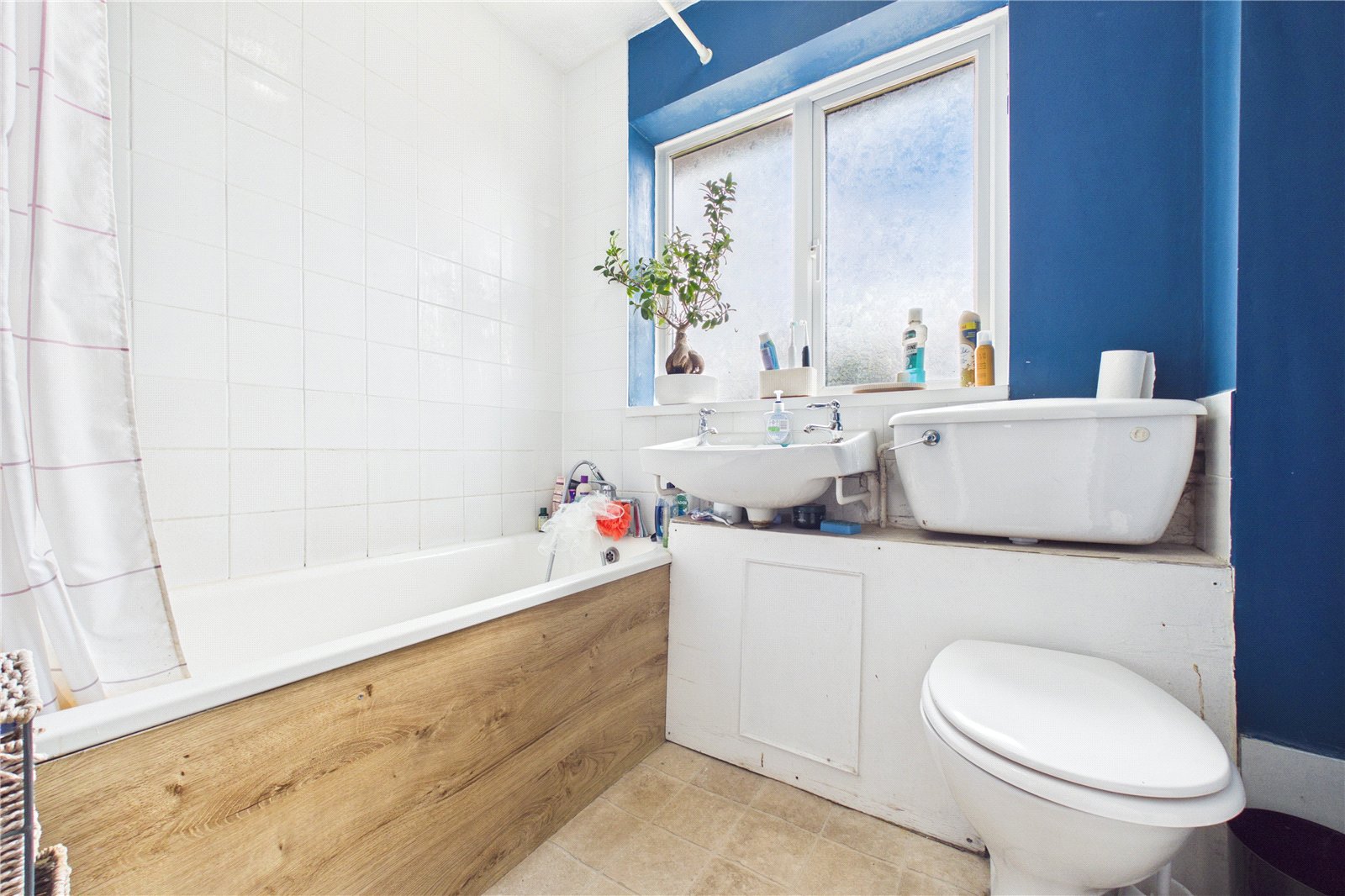 3 bedroom House for sale in Theale, Reading, Berkshire
