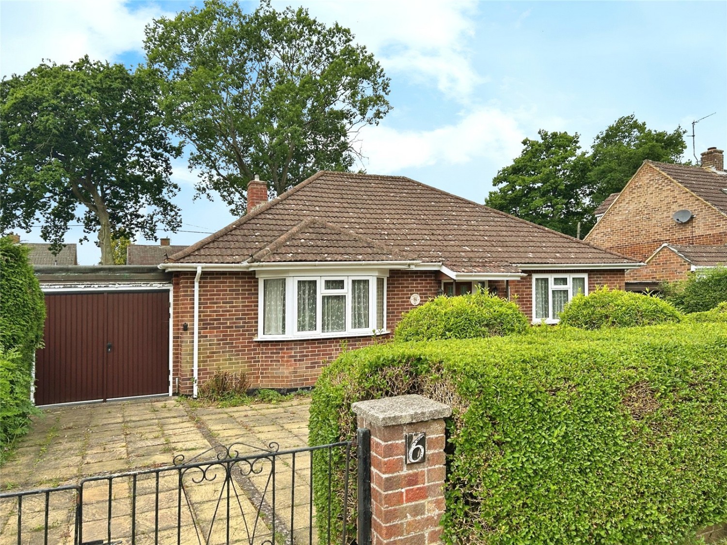 Burghfield Common, Reading, Berkshire