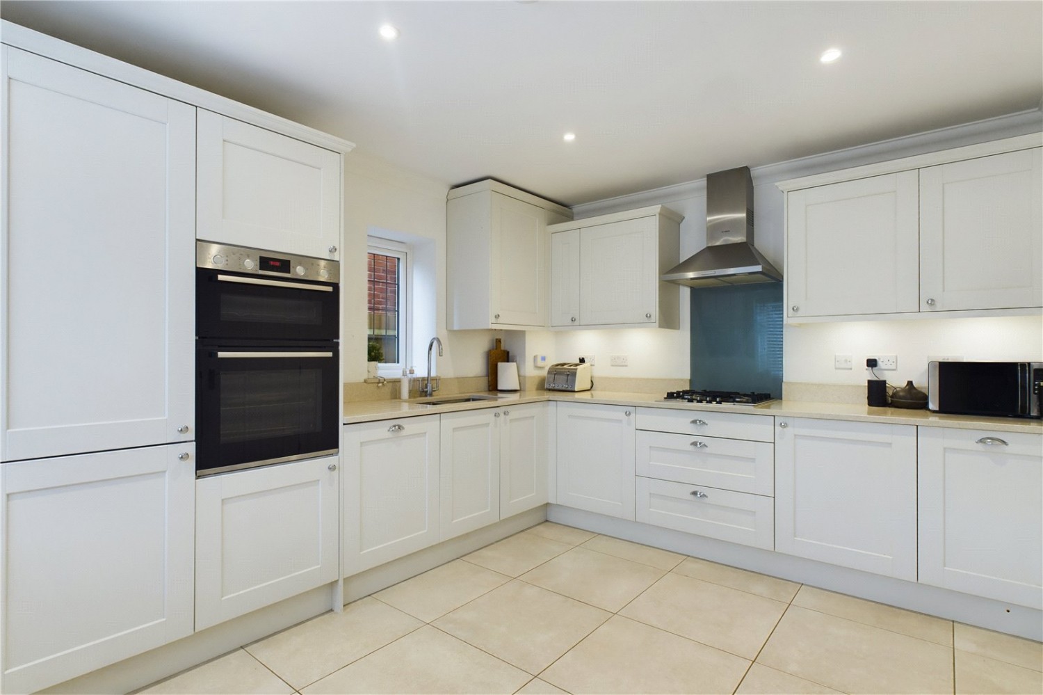 Woolhampton, Reading, Berkshire