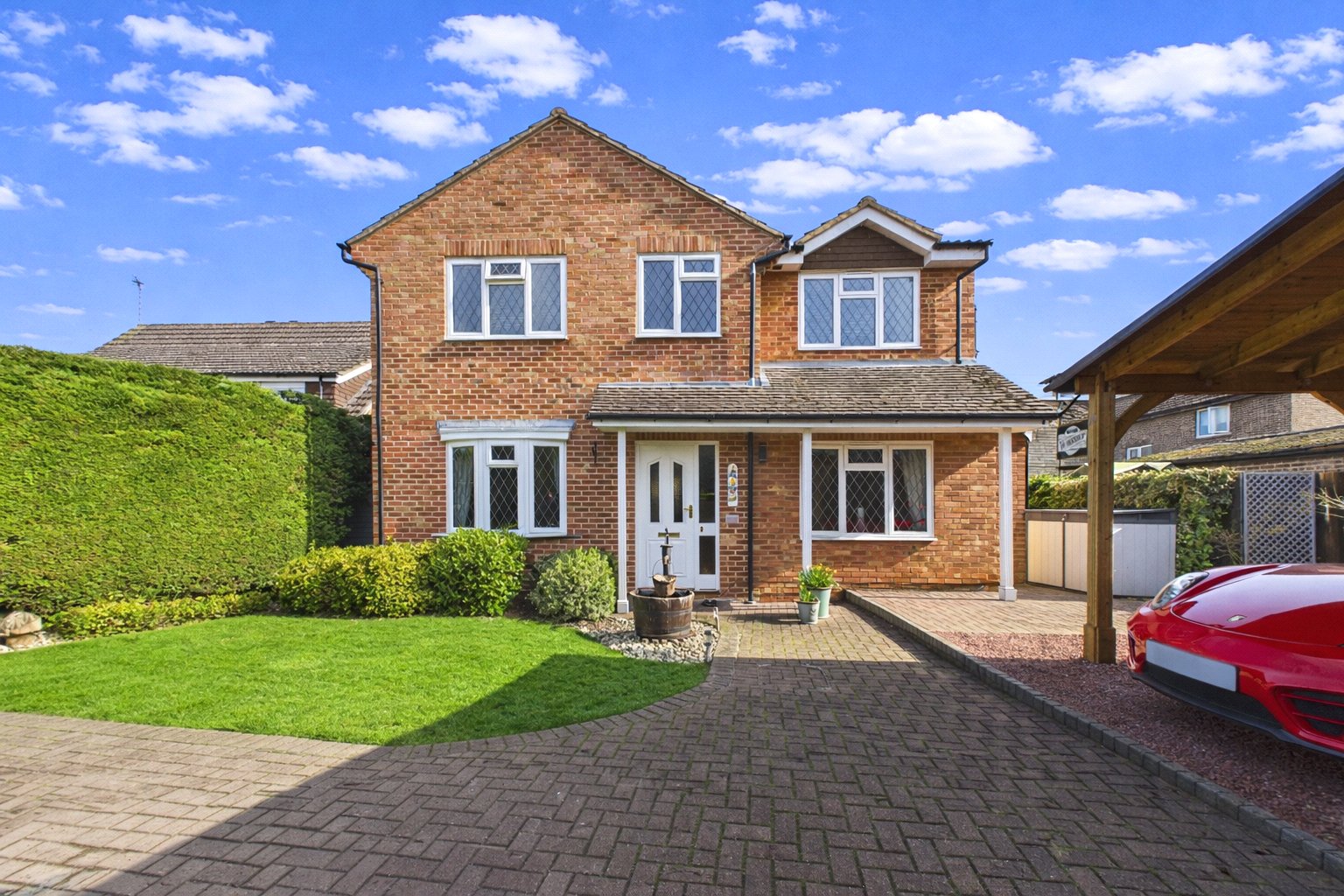 4 bedroom House for sale in Tilehurst, Reading, Berkshire