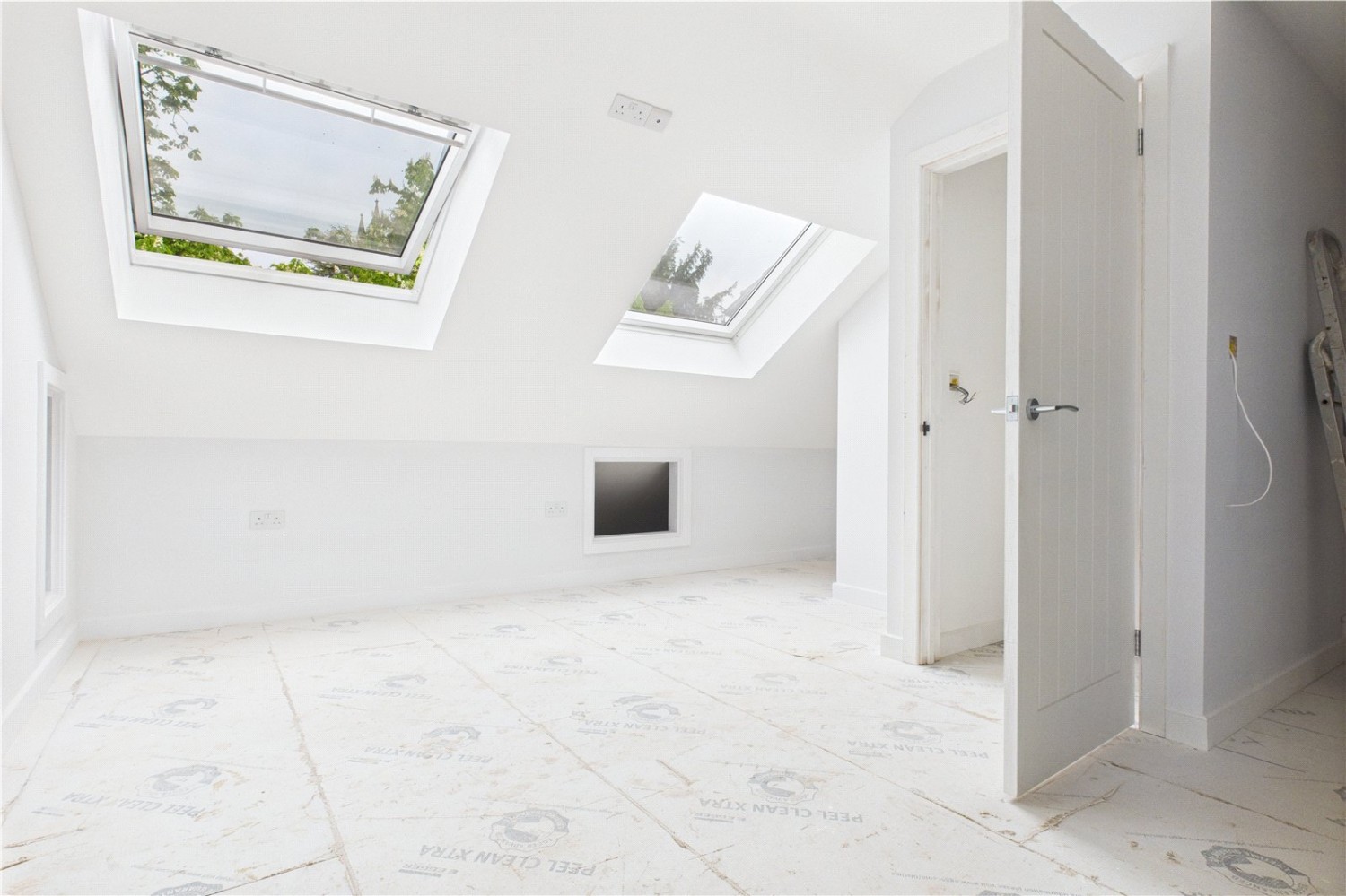 Theale, Reading, Berkshire