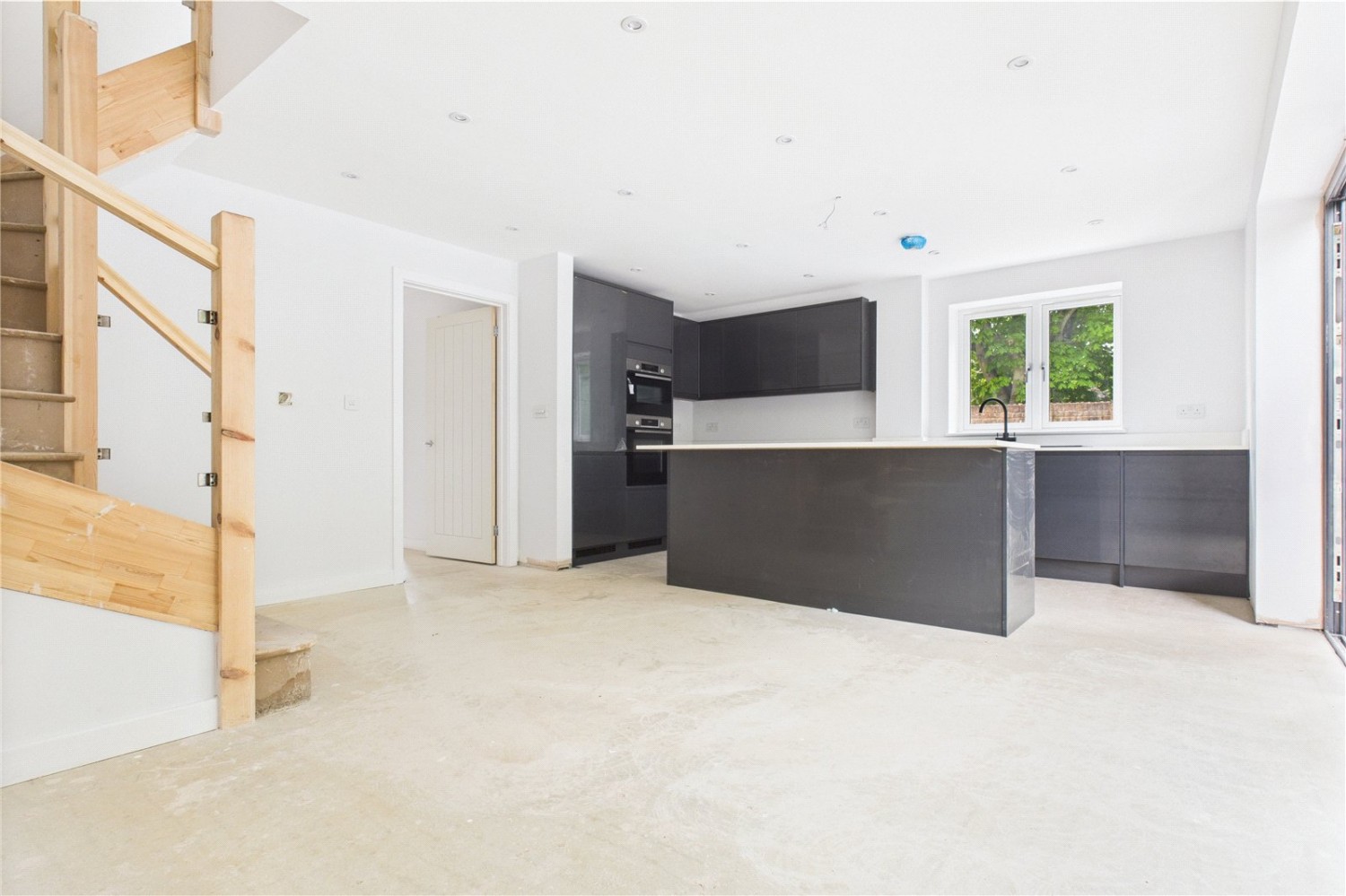 Theale, Reading, Berkshire