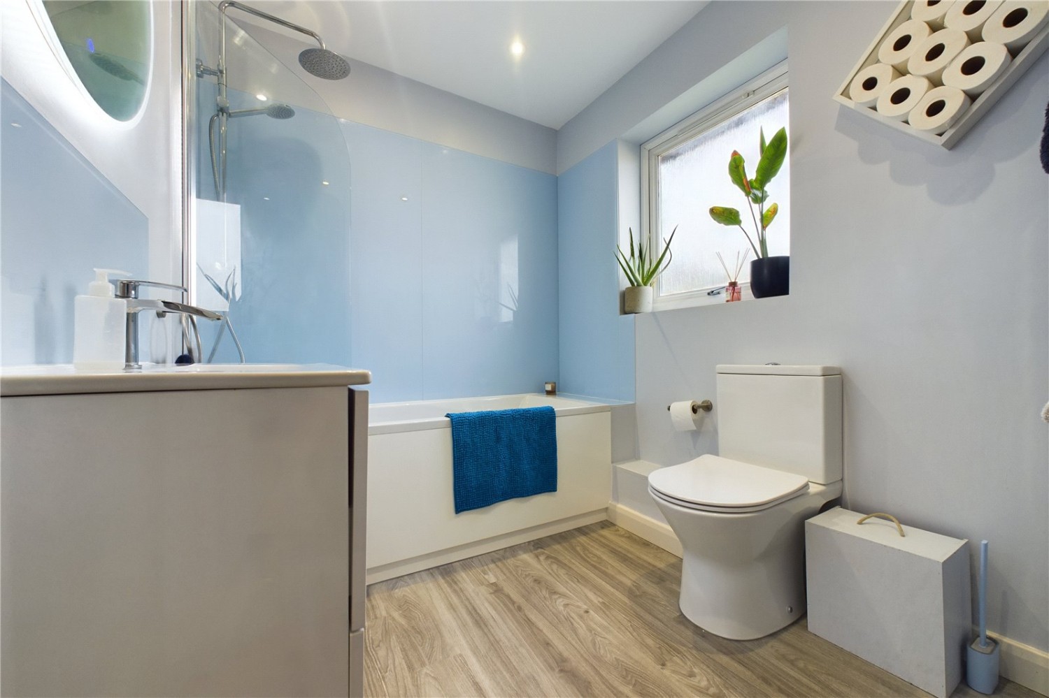 Theale, Reading, Berkshire