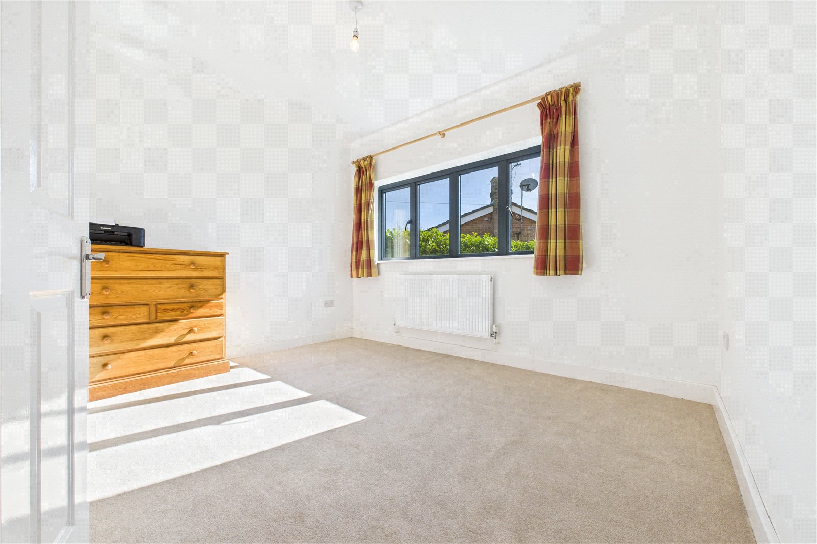 4 bedroom Bungalow for sale in Whitchurch Hill, Reading, Oxfordshire