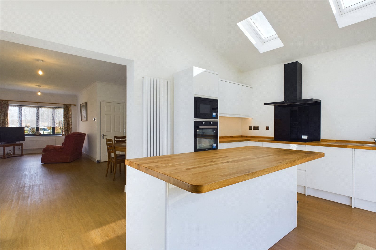4 bedroom Bungalow for sale in Whitchurch Hill, Reading, Oxfordshire