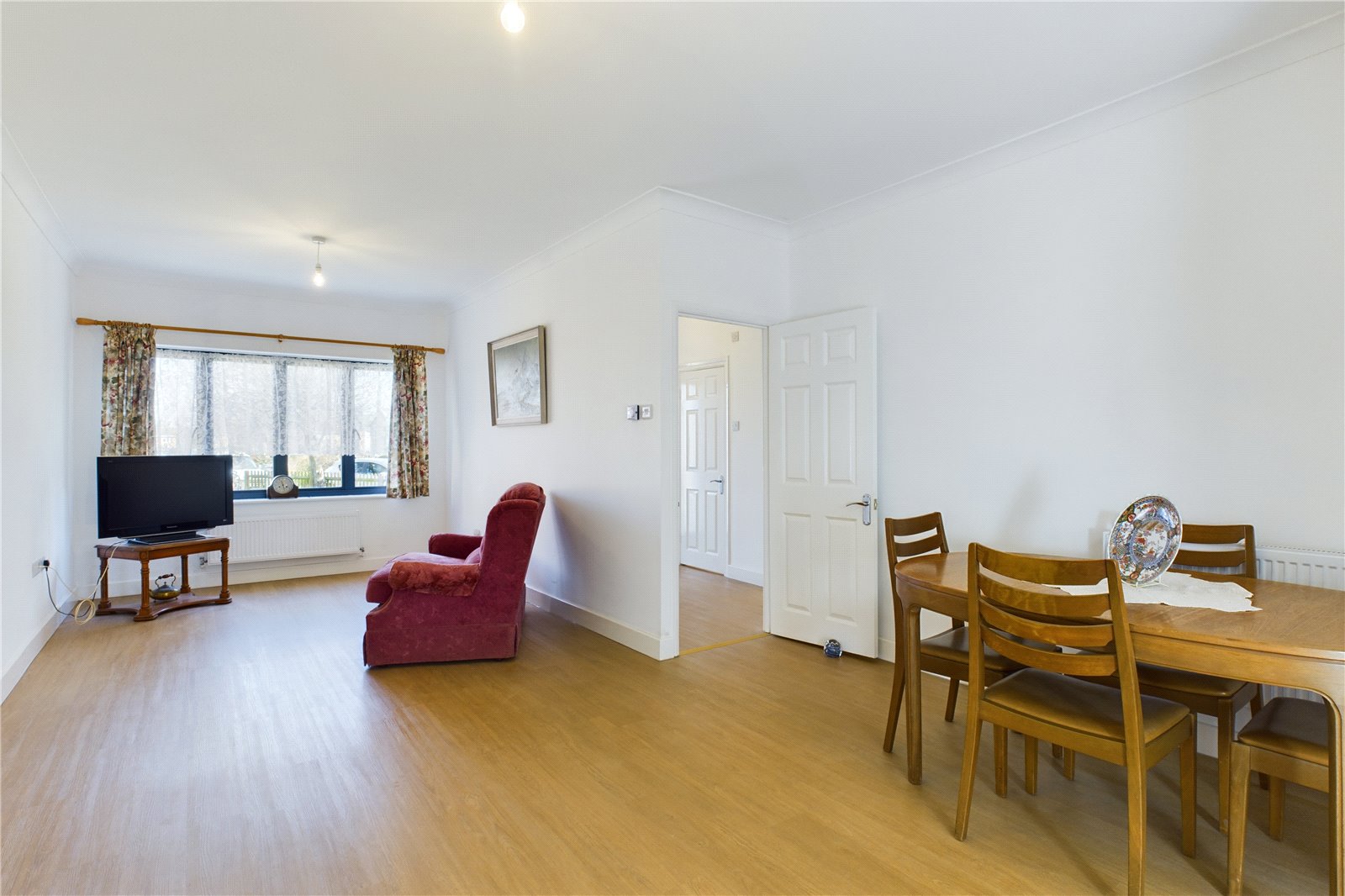 4 bedroom Bungalow for sale in Whitchurch Hill, Reading, Oxfordshire