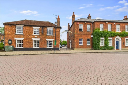 Theale, Reading, Berkshire