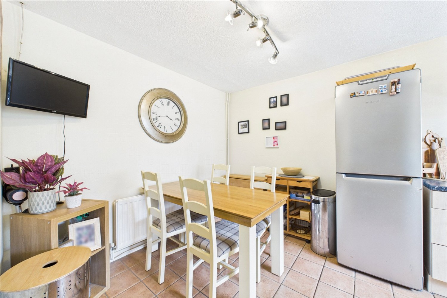 Theale, Reading, Berkshire